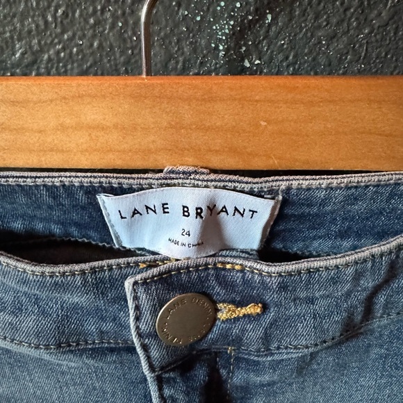 Lane Bryant Distressed Medium Wash Mid Rise Boot Cut Jeans Size 24 - Picture 2 of 4
